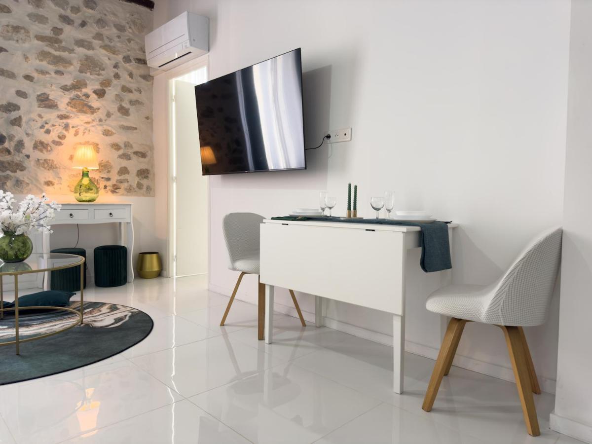 Le Cosy Safranier Vieil Appartement Antibes